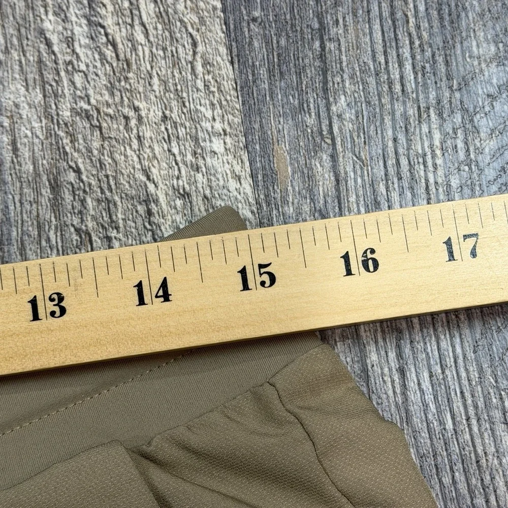 UNRL Apex Pants Mens Medium Tan Tapered Athletic Joggers Stretch Performance